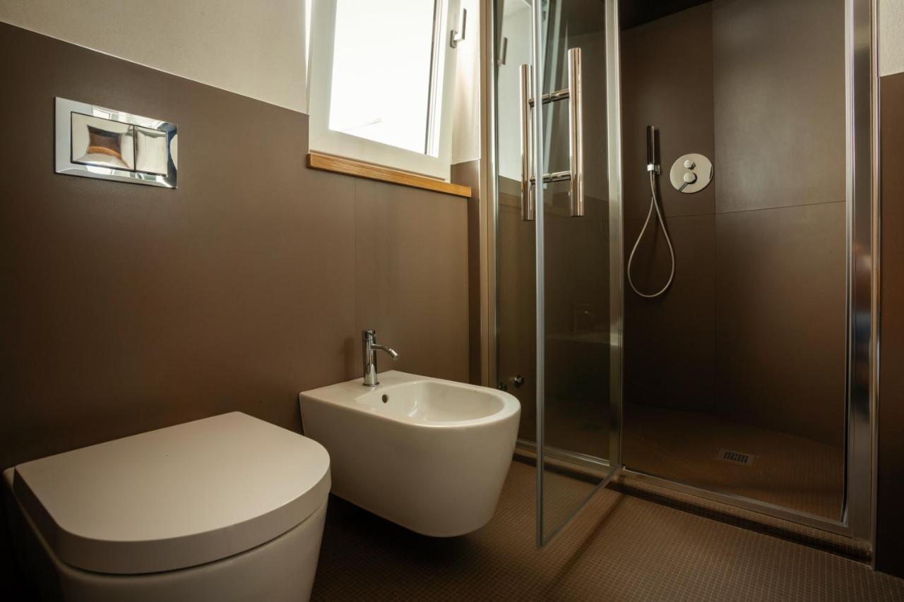 カステル・ディ・サングロ Garni Il Concale Bed & Breakfast エクステリア 写真