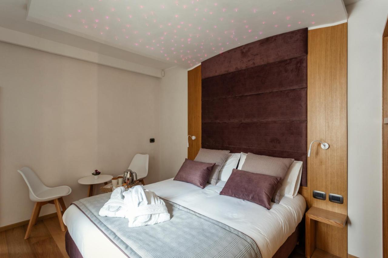 カステル・ディ・サングロ Garni Il Concale Bed & Breakfast エクステリア 写真