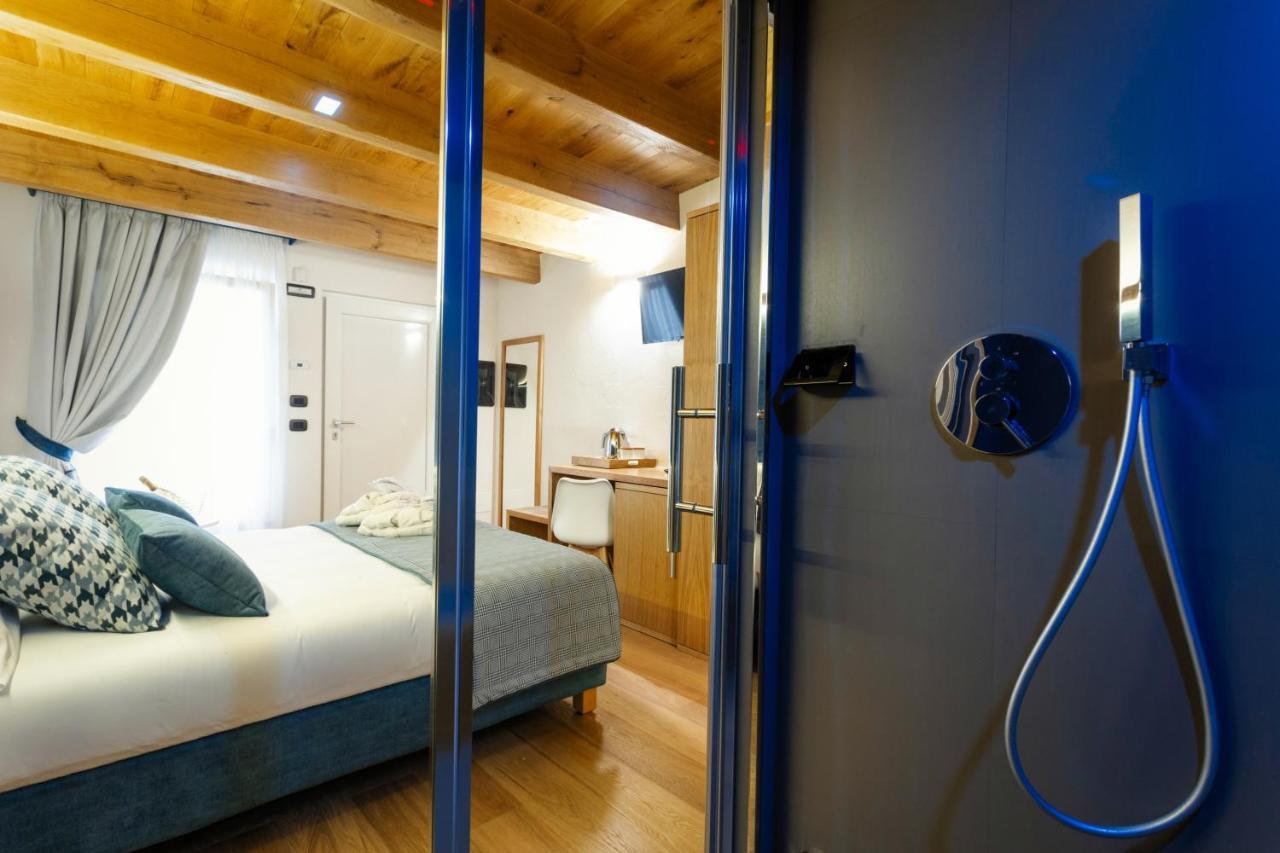 カステル・ディ・サングロ Garni Il Concale Bed & Breakfast エクステリア 写真
