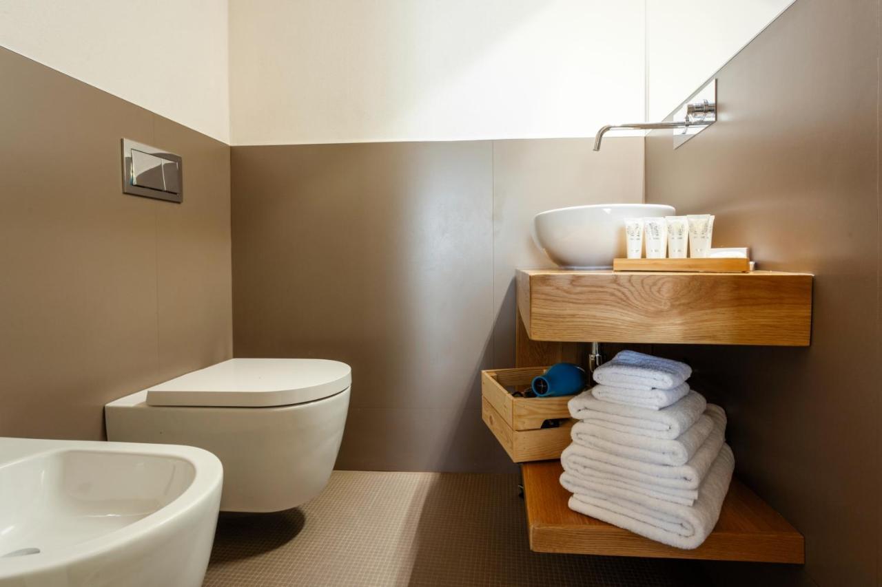 カステル・ディ・サングロ Garni Il Concale Bed & Breakfast エクステリア 写真